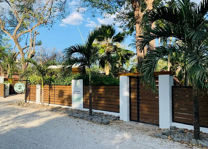 El Manglar Y Cantarana Hotel
