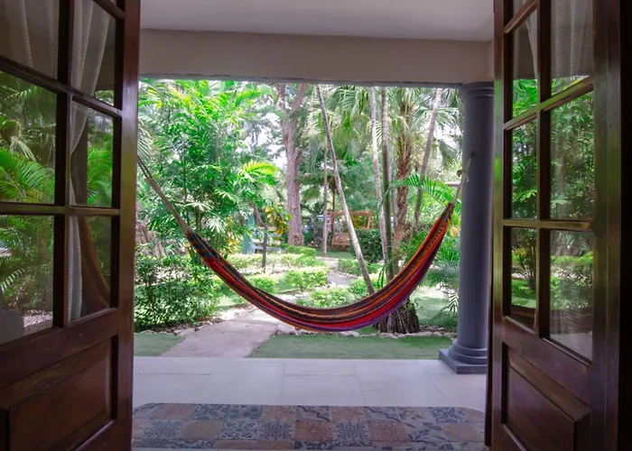 Hotel El Manglar Y Cantarana