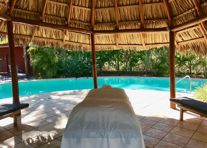 El Manglar Y Cantarana Hotel 3*