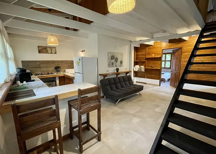 Hotel El Manglar Y Cantarana